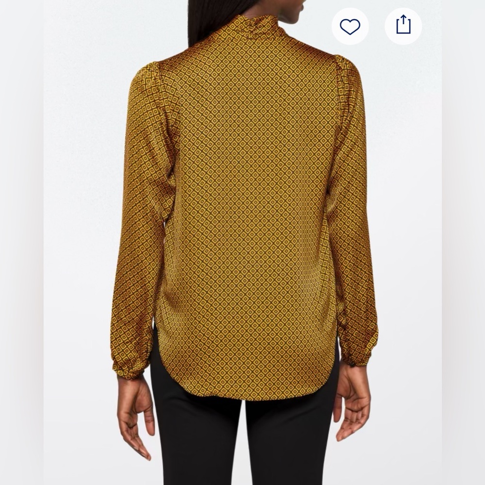 Michael Kors Mod Diamond Pleated Top - Picture 3 of 6